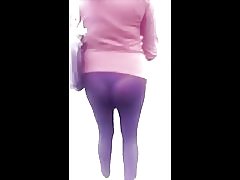 Τρομερή milf ωραία δείτε μέσα από τον κώλο