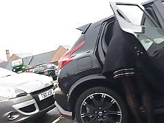 Co op χώρο στάθμευσης milf ζεστά πόδια