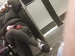 Πολύ σέξι πόδι κουνιέμαι πειράζω