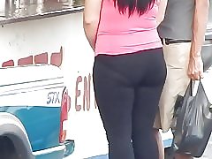 Culoncita στο Μαύρο λύκρα και πλούσια cameltoe